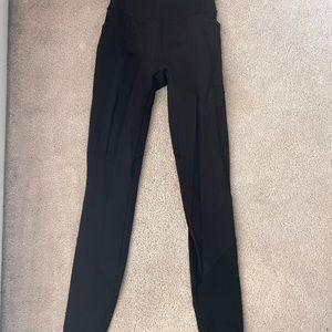 Black lululemon leggings